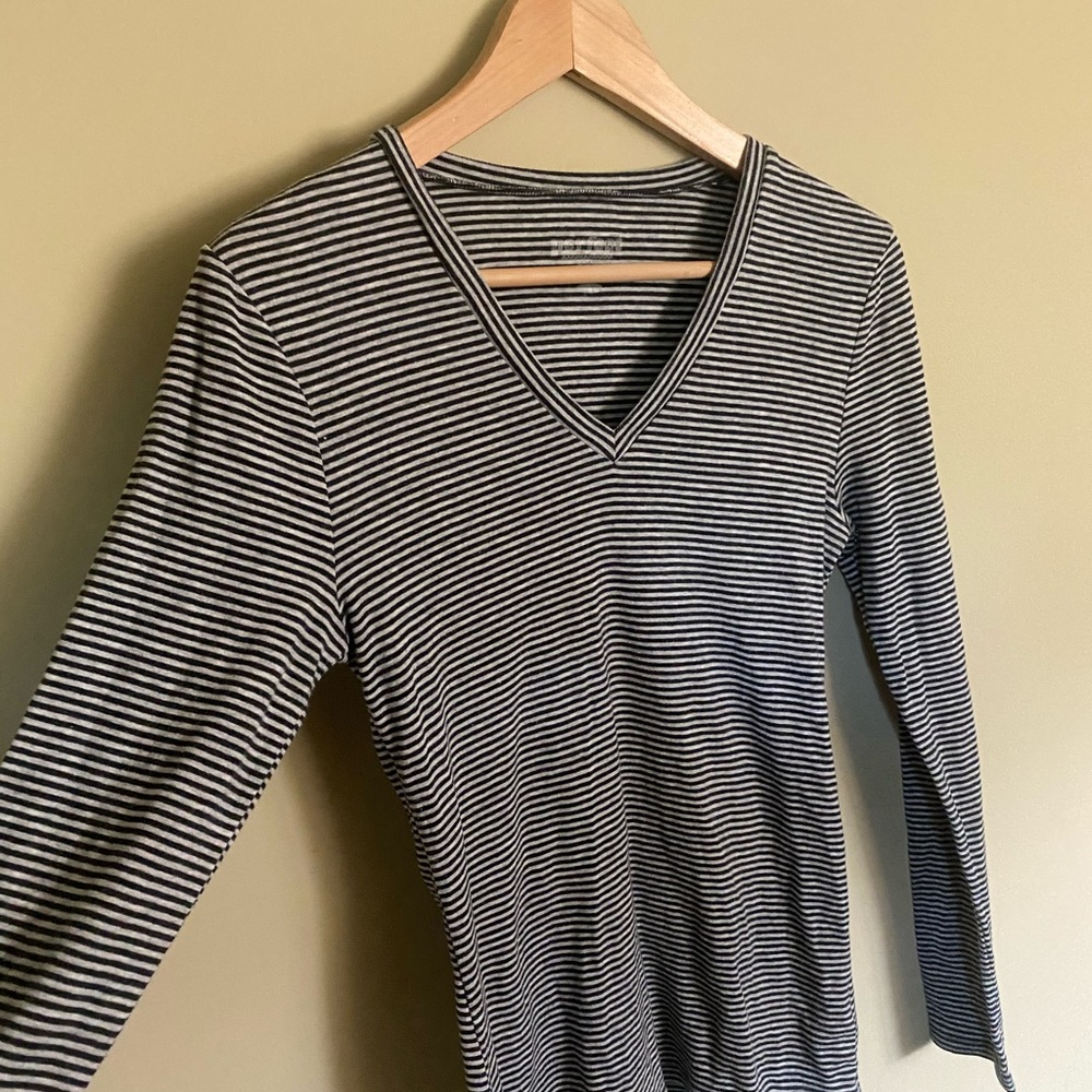 OLD NAVY Perfect Fit Long-Sleeve Tee